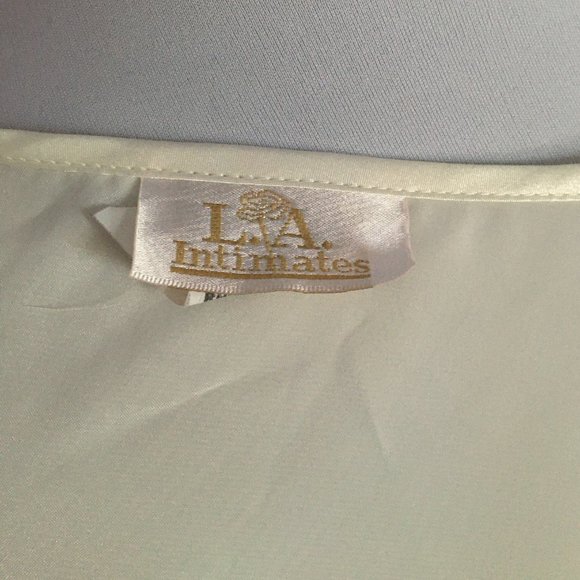 LA Intimates Satin Ivory Robe - Picture 6 of 6